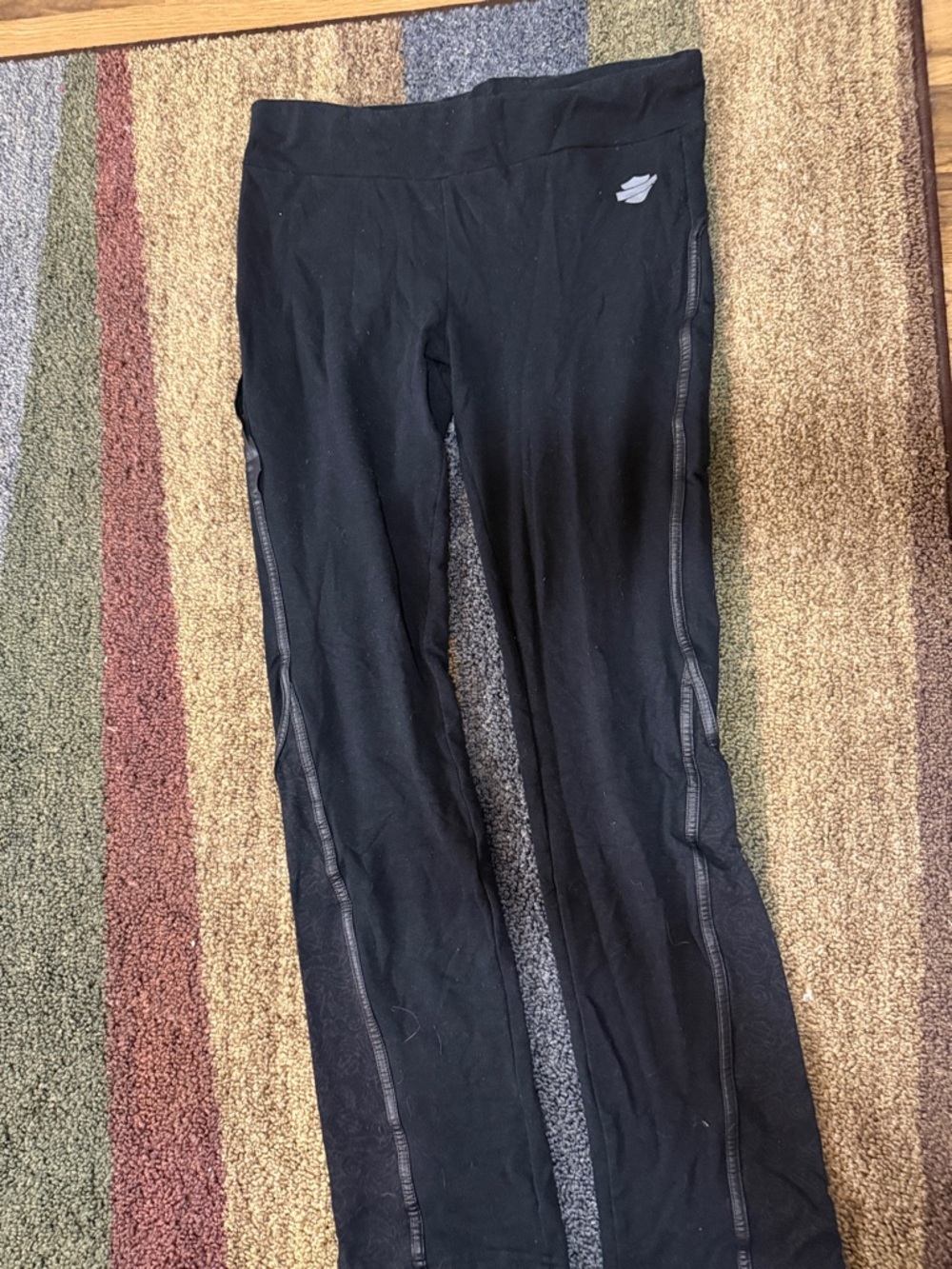 Black Women’s Active Leggings with Reflective Side Trim Size Medium